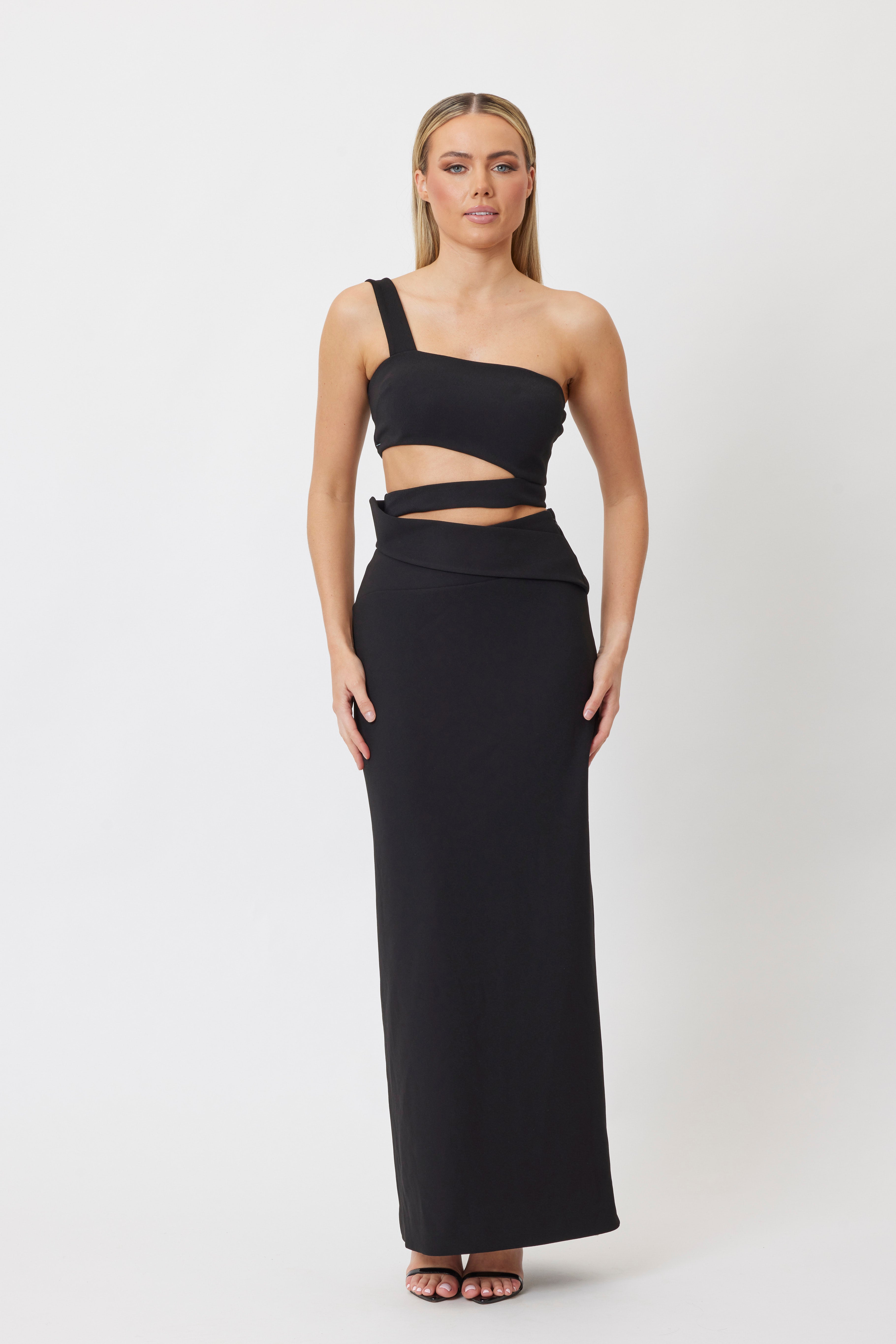 Sample Q2R0O BLACK SKIRT 8