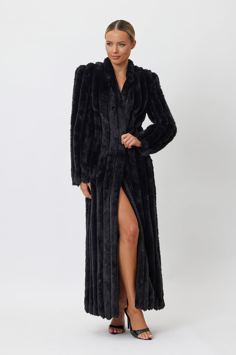 Svetlana Coat Black