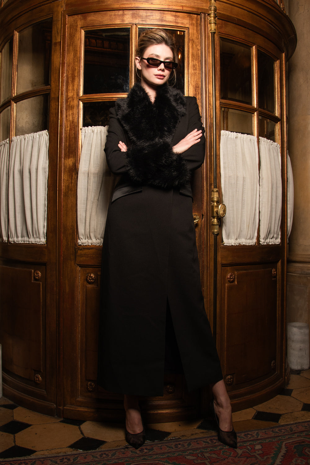 Clara Coat Black