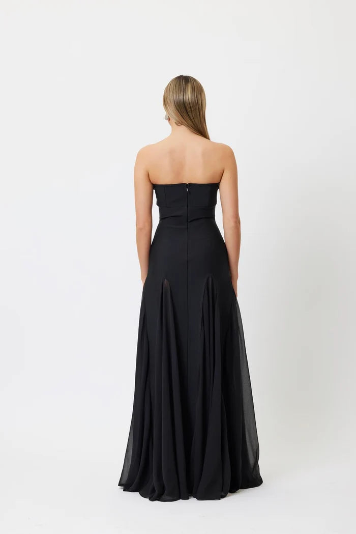 Sample QPMT9 Maxi Dress Black 6