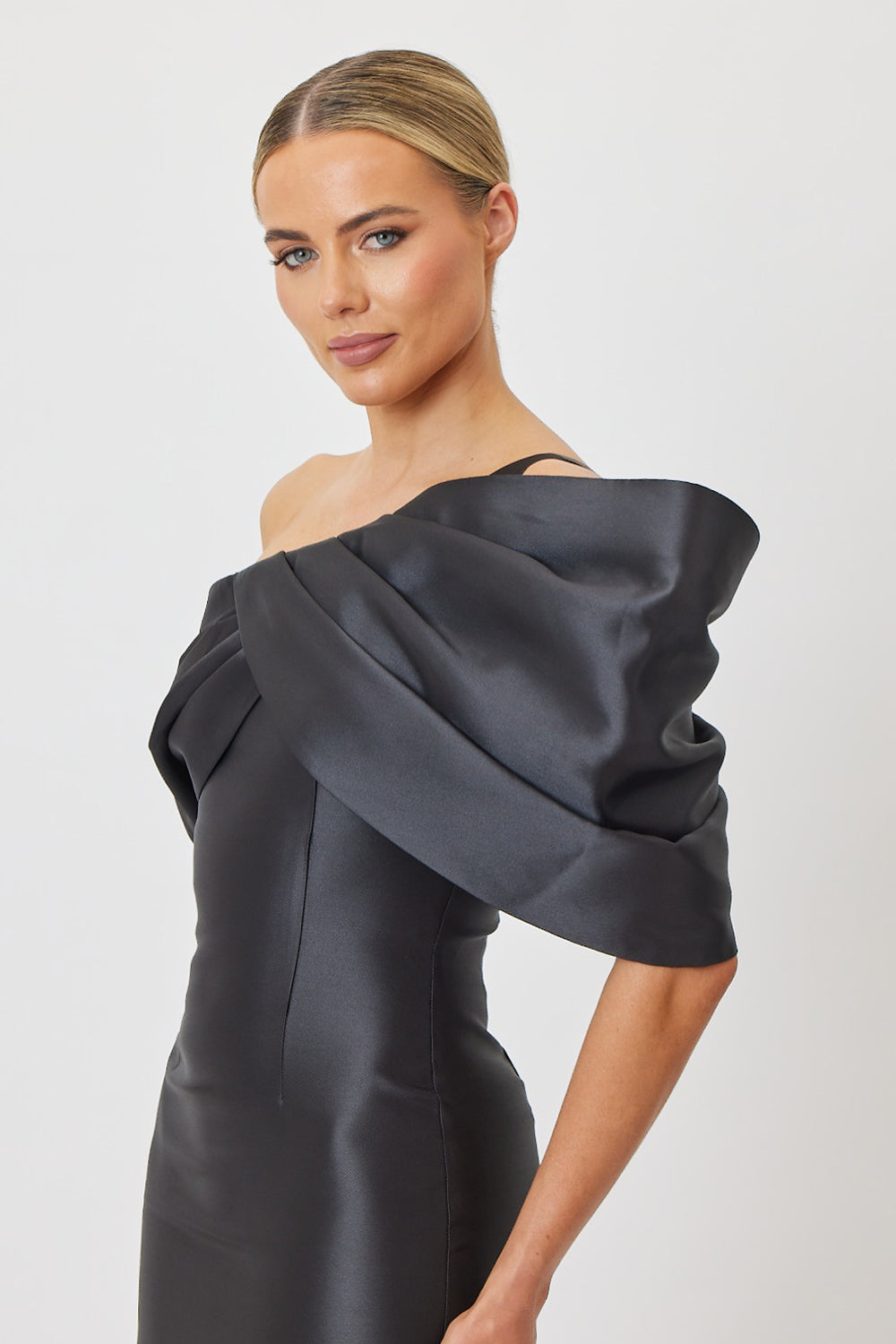 Selma Midi Dress Black