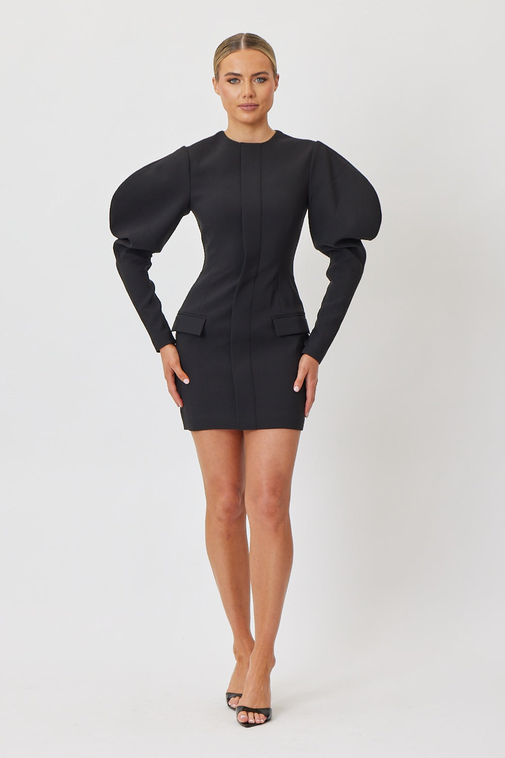 Annaka Mini Dress Black