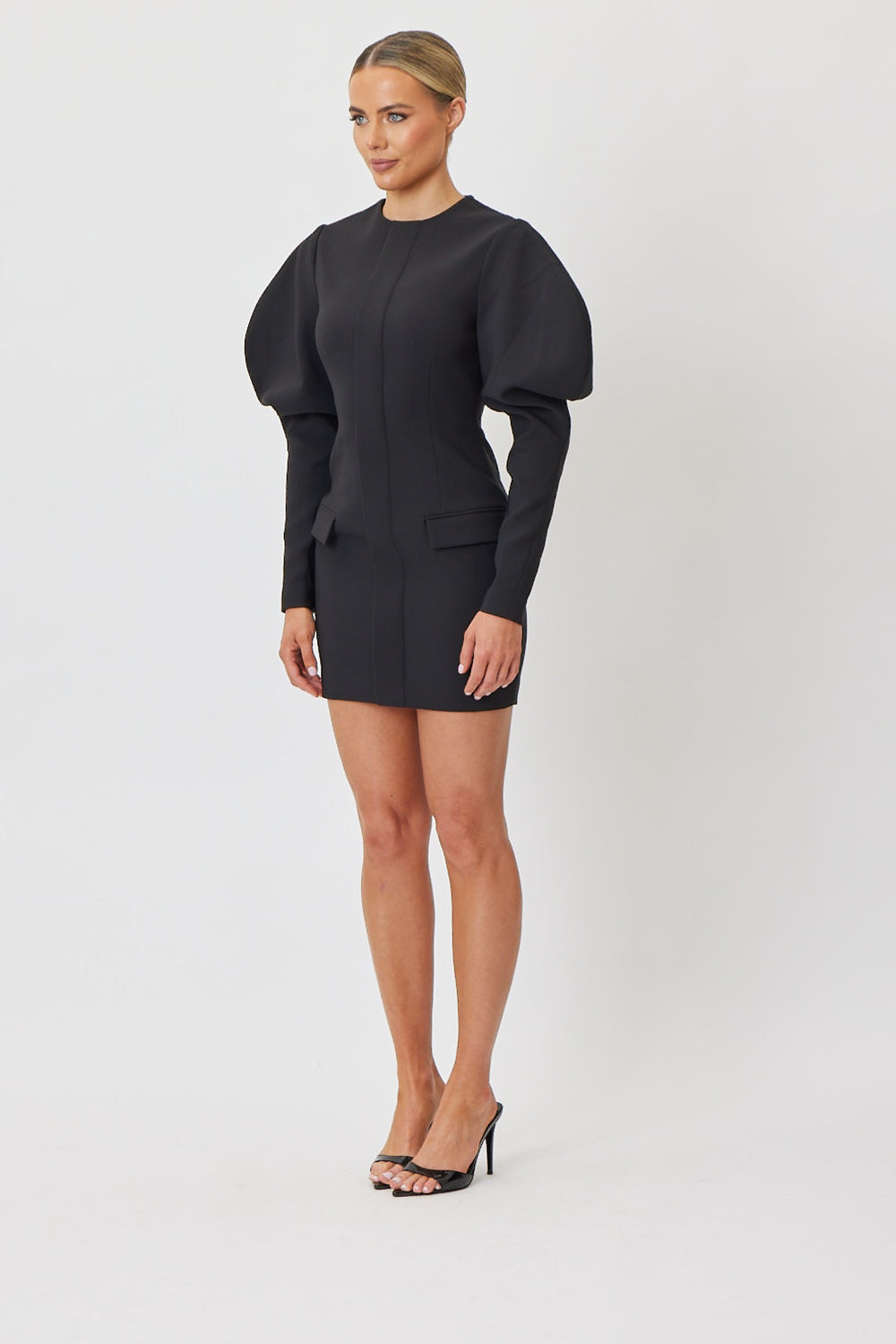 Annaka Mini Dress Black