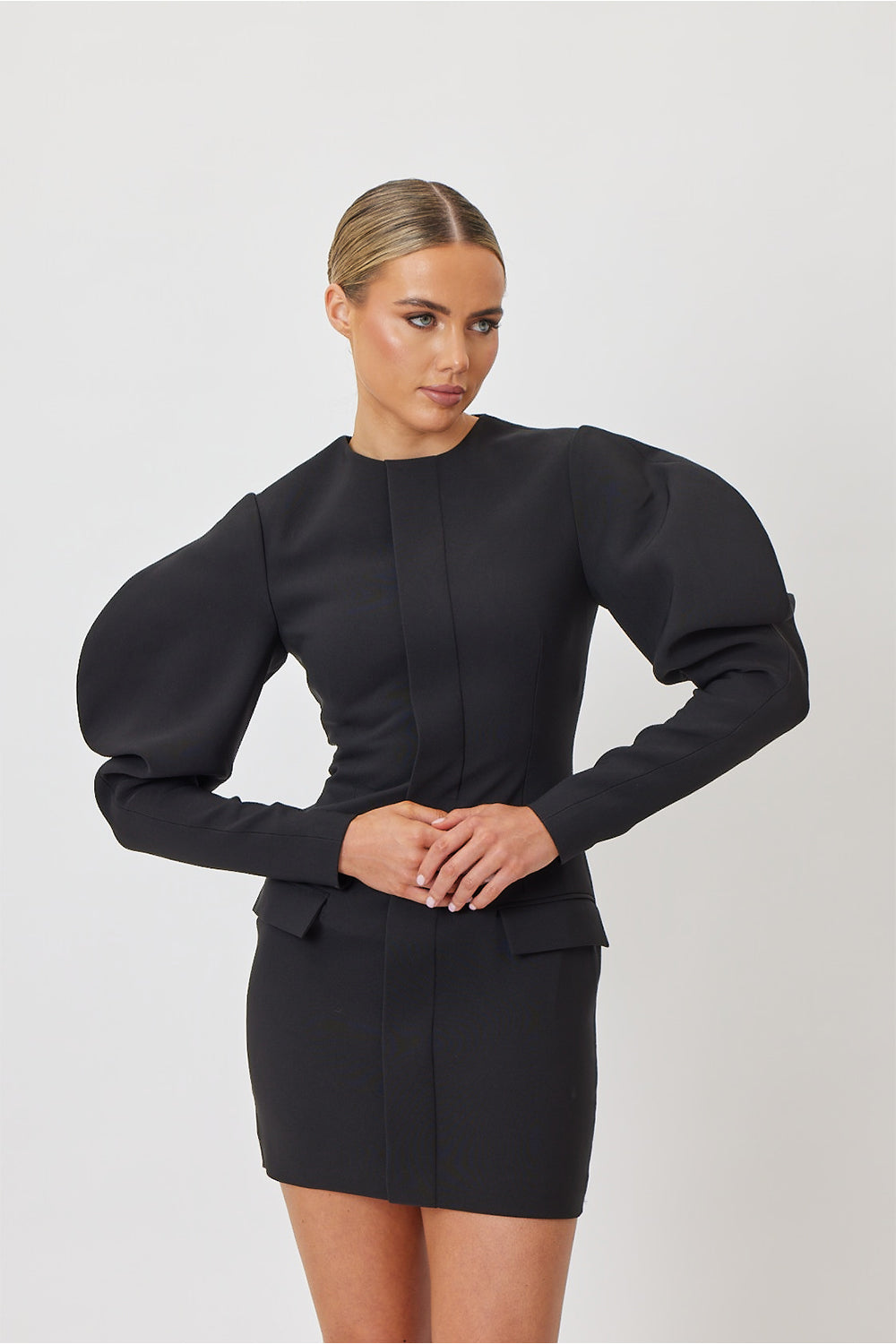 Annaka Mini Dress Black